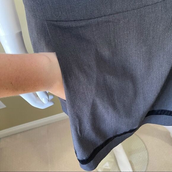 Short Charcoal Grey Skirt with Pockets - Picture 5 of 7